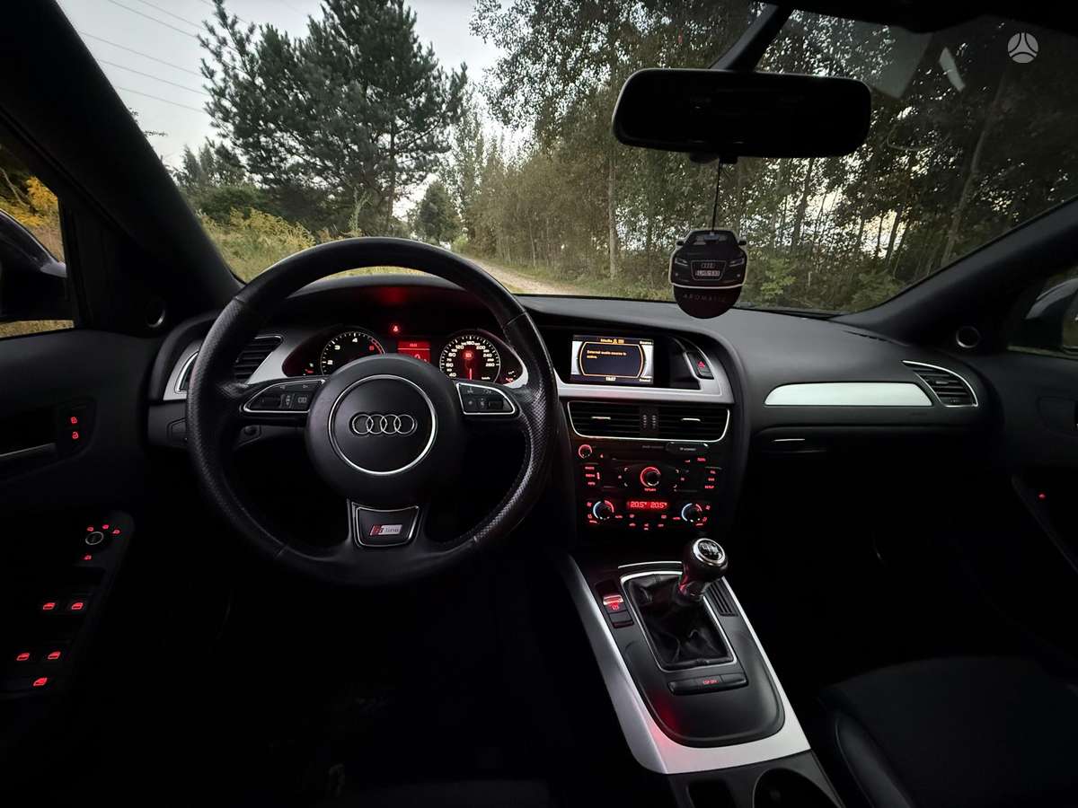 Audi A4, 2.0 l., universalas