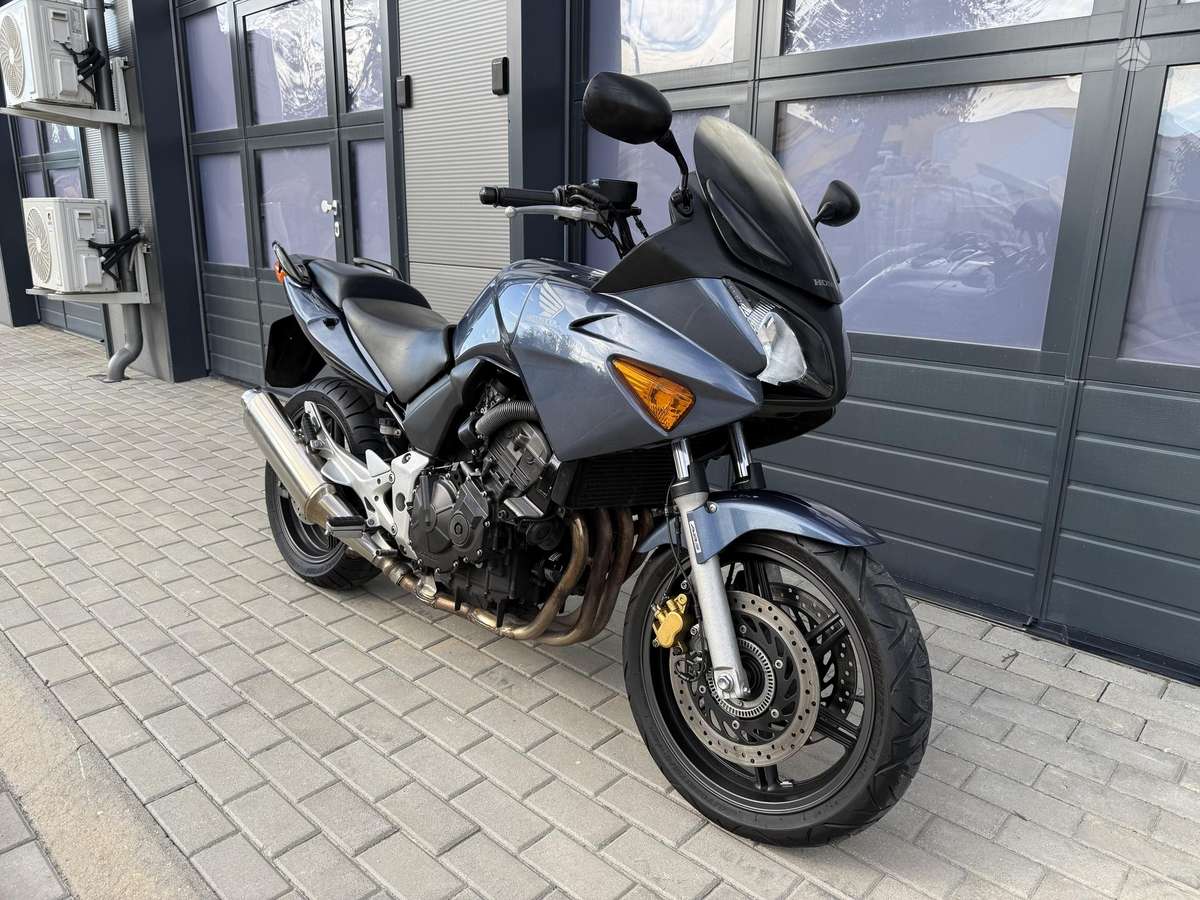 Honda CBF 600cc, street / classic