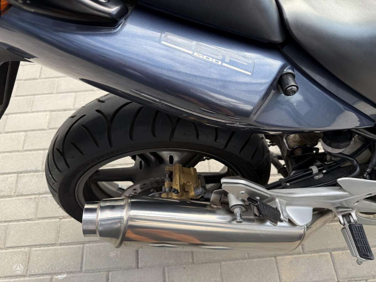 Honda CBF 600cc, street / classic