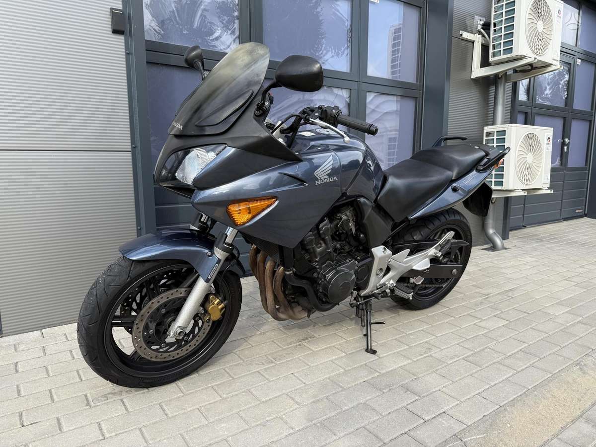 Honda CBF 600cc, street / classic