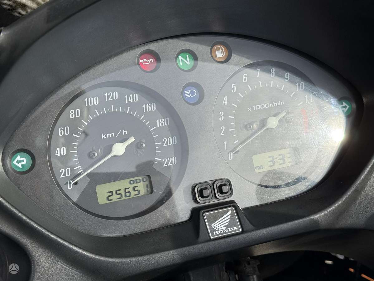 Honda CBF 600cc, street / classic