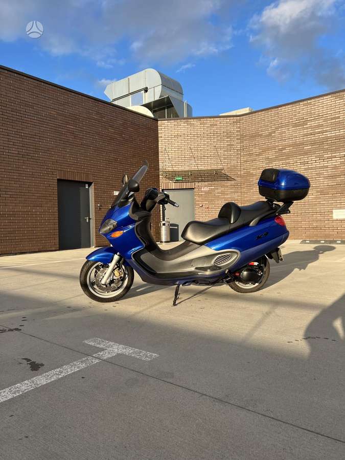 Piaggio X9 125cc, scooters / mopeds