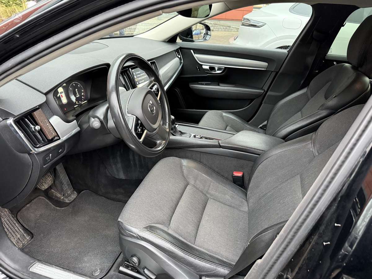 Volvo V90, 2.0 l., Универсал