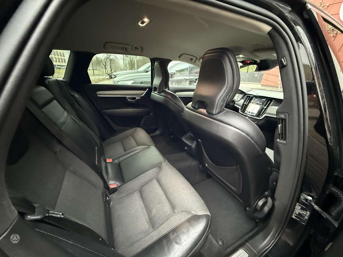 Volvo V90, 2.0 l., Универсал