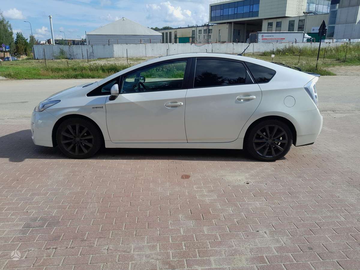 Toyota Prius - 7