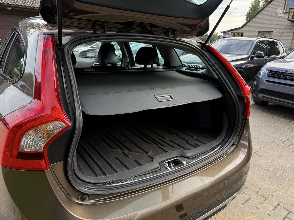 Volvo V60 Cross Country - 7