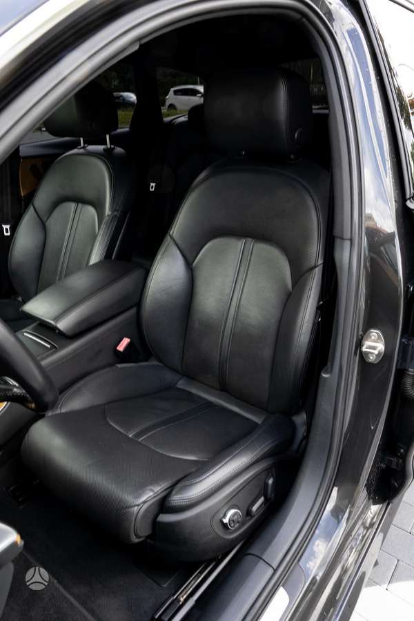 Audi A6, 3.0 l., Универсал