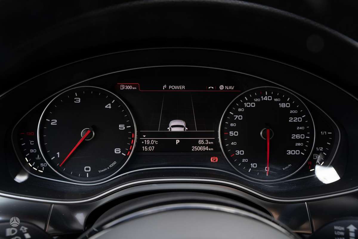 Audi A6, 3.0 l., Универсал