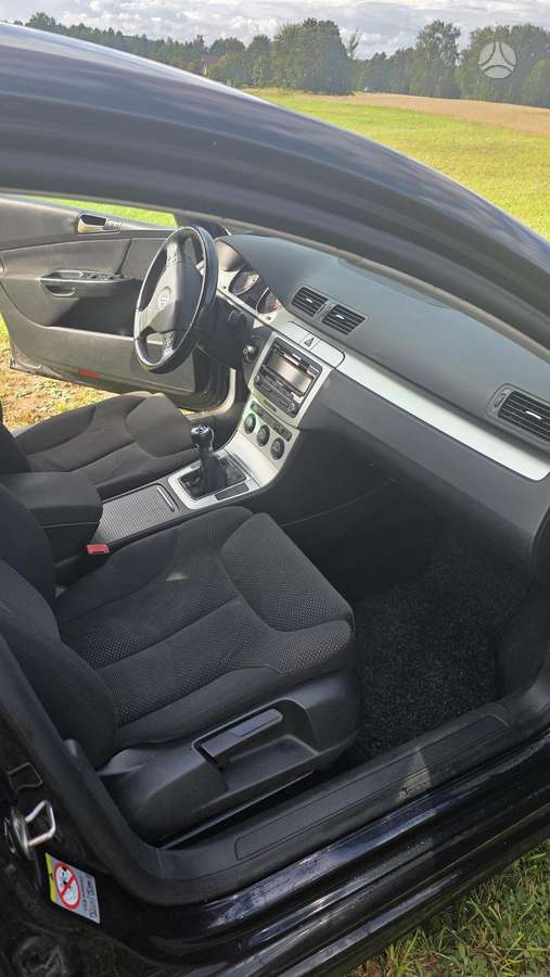 Volkswagen Passat - 6