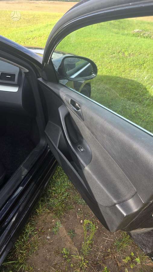 Volkswagen Passat - 8