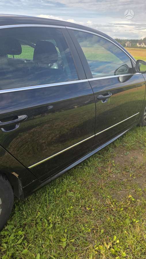 Volkswagen Passat - 9