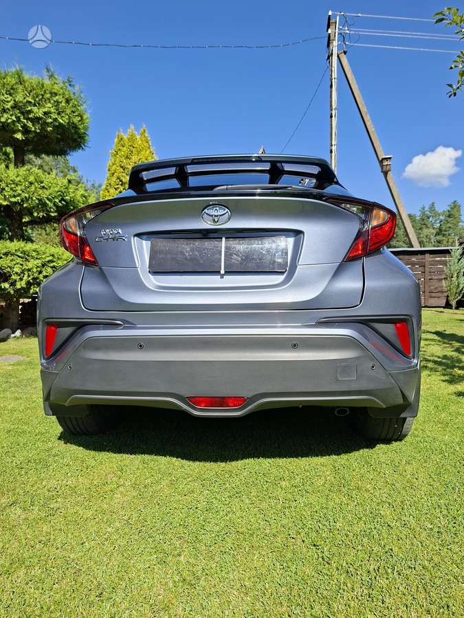 Toyota C-HR - 4