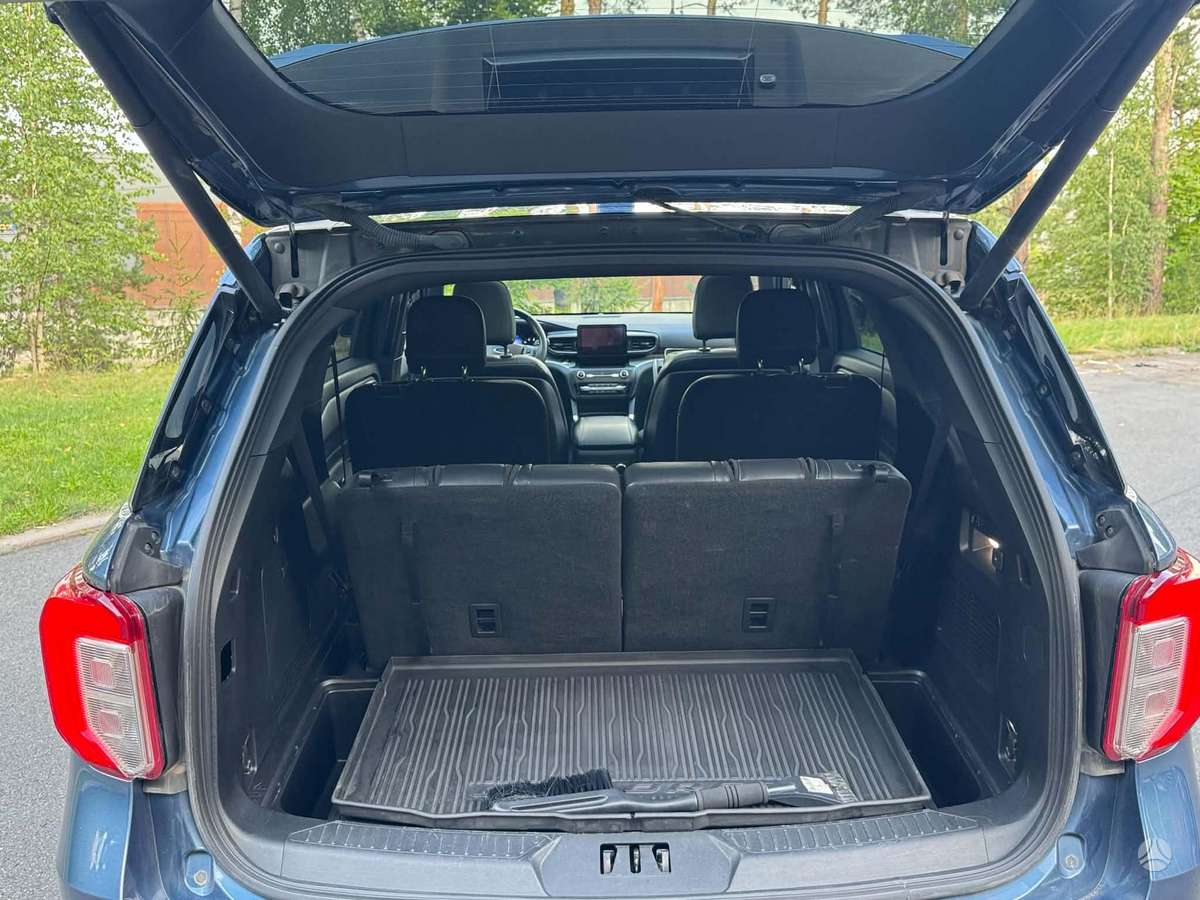 Ford Explorer, 2.3 l., off-road / crossover