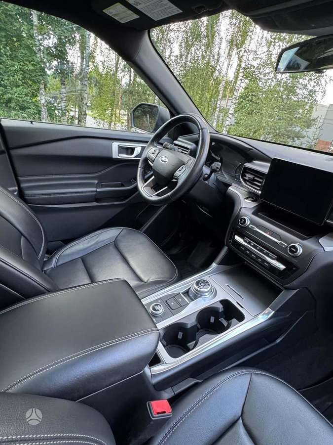 Ford Explorer, 2.3 l., Внедорожник / Кроссовер