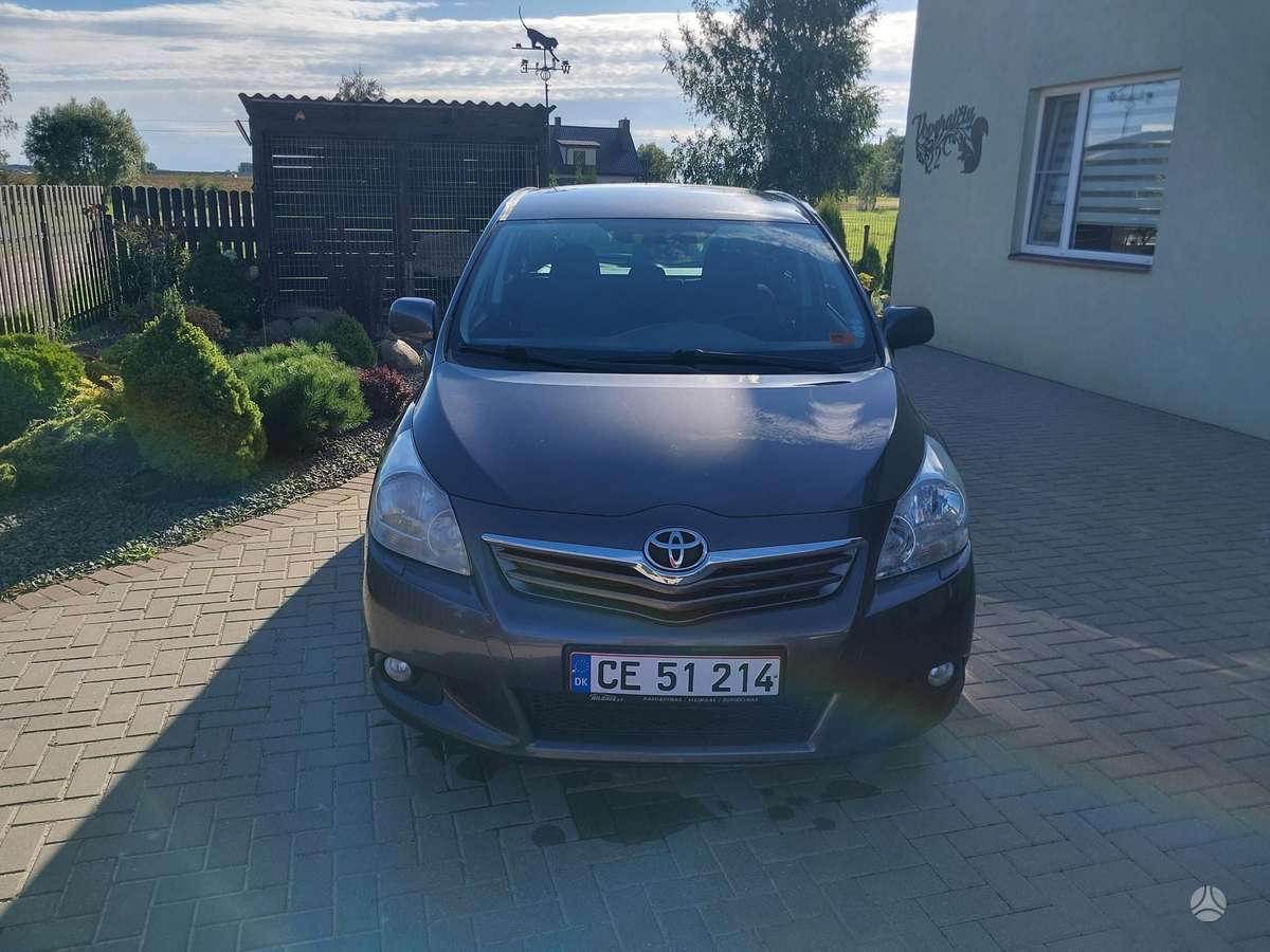 Toyota Verso - 2