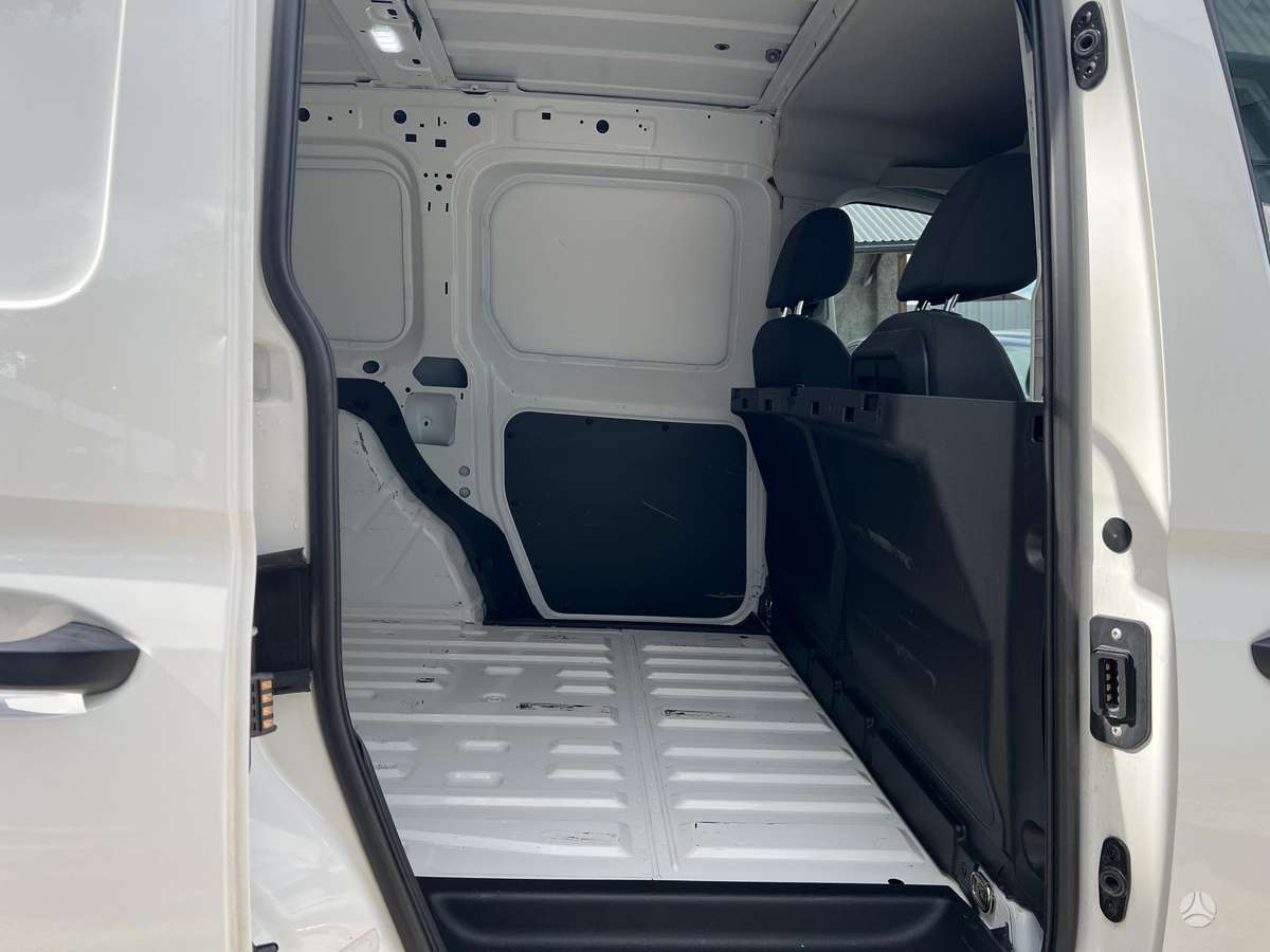 Volkswagen Caddy - 12