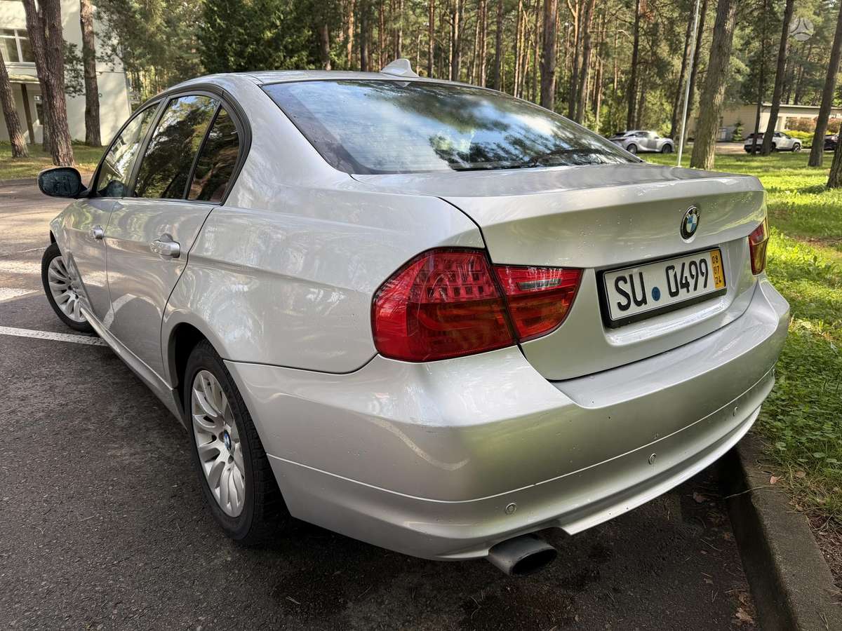 BMW 320, 2.0 l., Седан