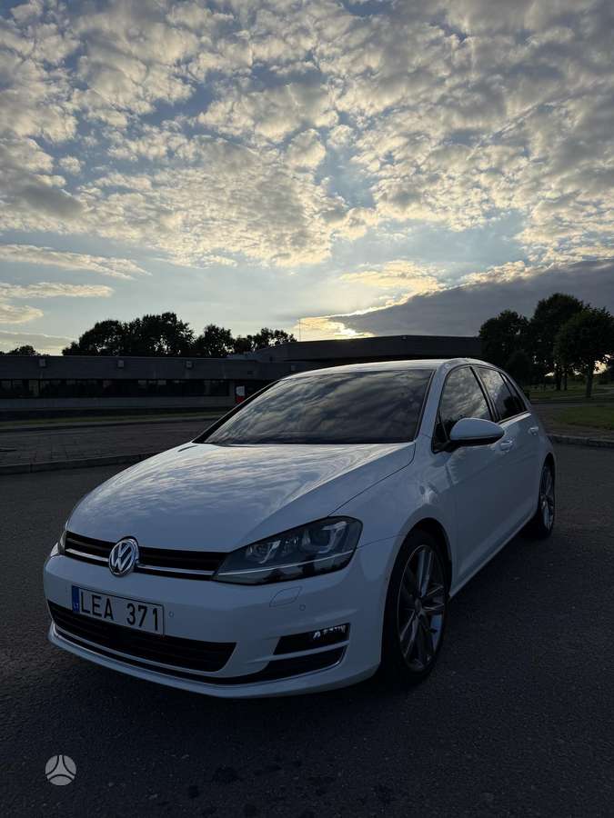 Volkswagen Golf - 3
