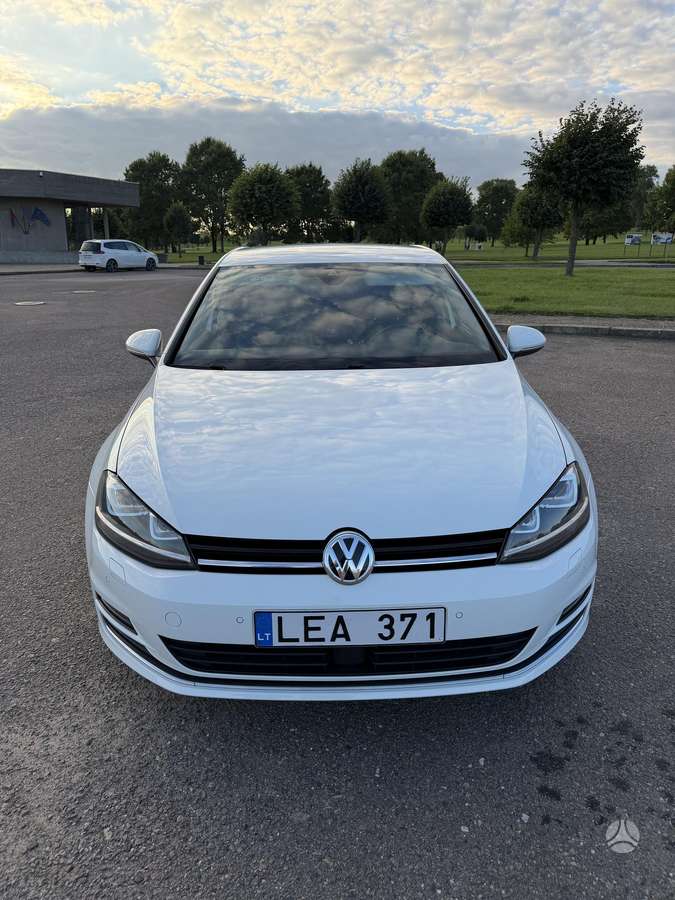 Volkswagen Golf - 4