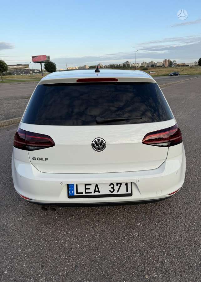 Volkswagen Golf - 7