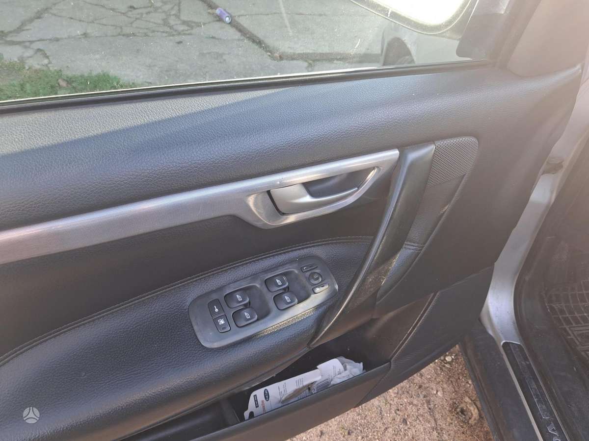 Volvo V70, 2.4 l., Универсал