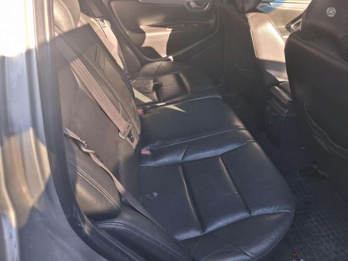 Volvo V70, 2.4 l., Универсал