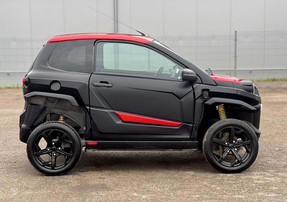 Aixam e-Scouty Evo, hečbekas