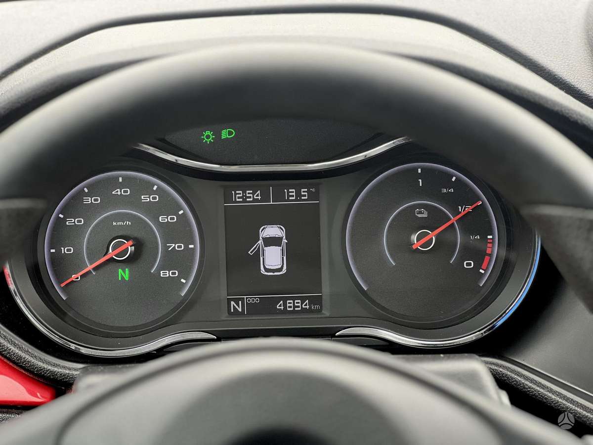 Aixam e-Scouty Evo, hečbekas