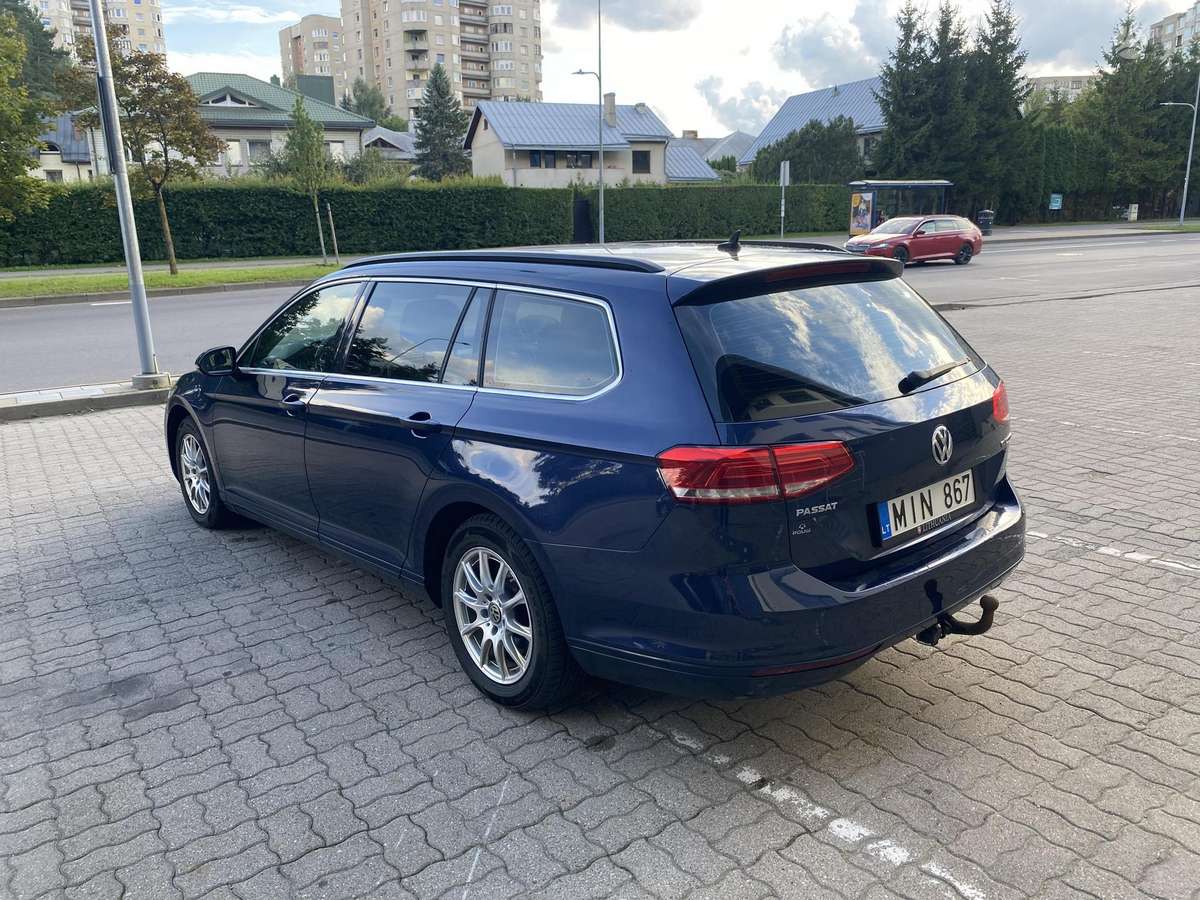 Volkswagen Passat - 6