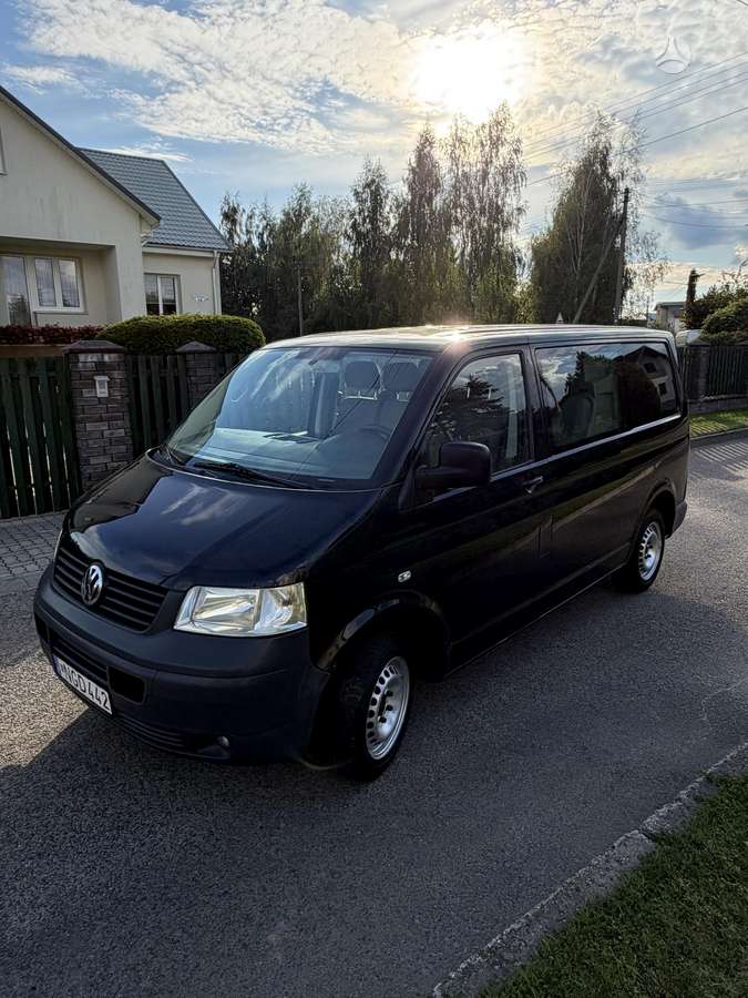 Volkswagen Transporter - 2