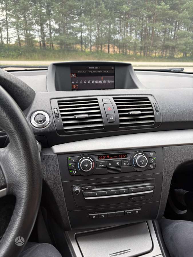 BMW 116, 2.0 l., Хэтчбек