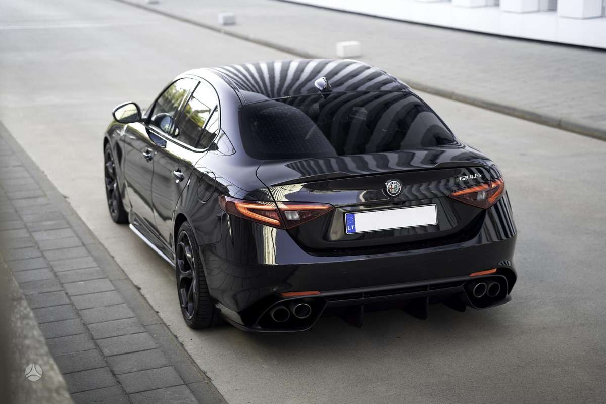 Alfa Romeo Giulia, 2.9 l., Седан