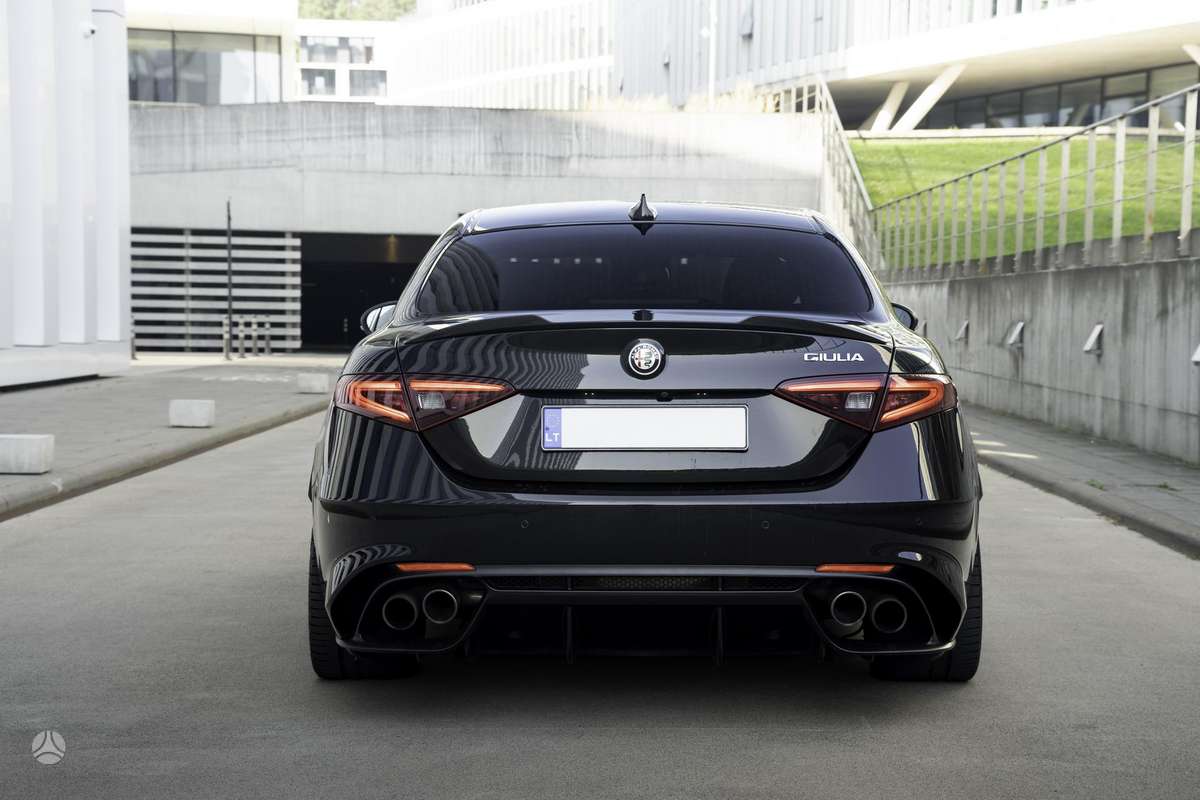 Alfa Romeo Giulia, 2.9 l., Седан