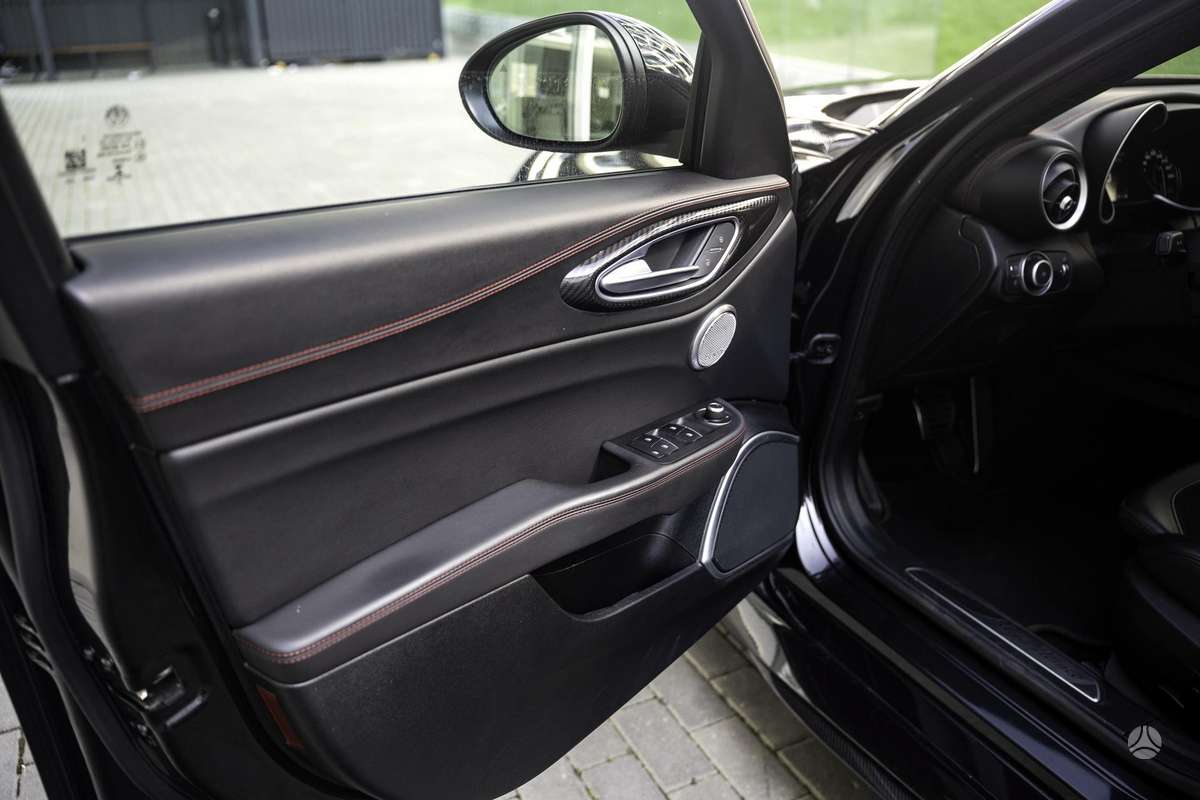 Alfa Romeo Giulia, 2.9 l., Седан