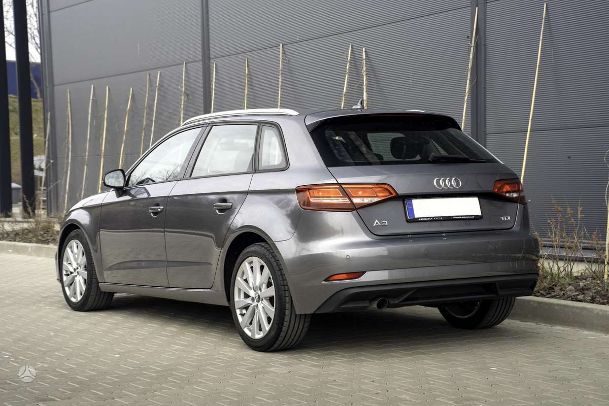 Audi A3, 1.6 l., hečbekas