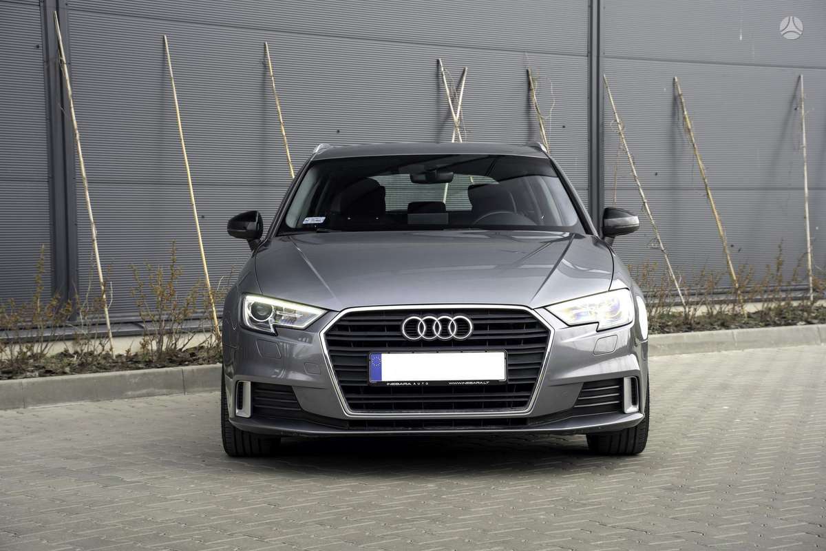 Audi A3, 1.6 l., hečbekas