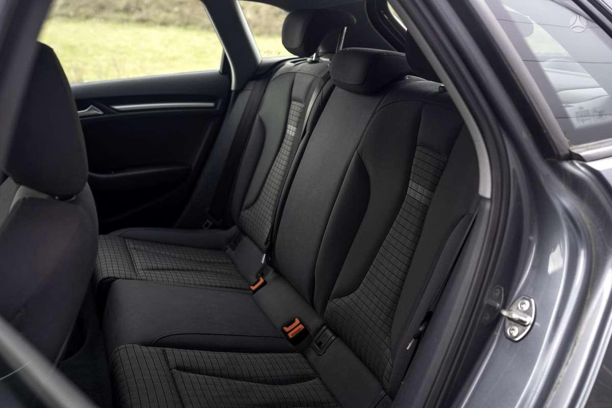 Audi A3, 1.6 l., hečbekas