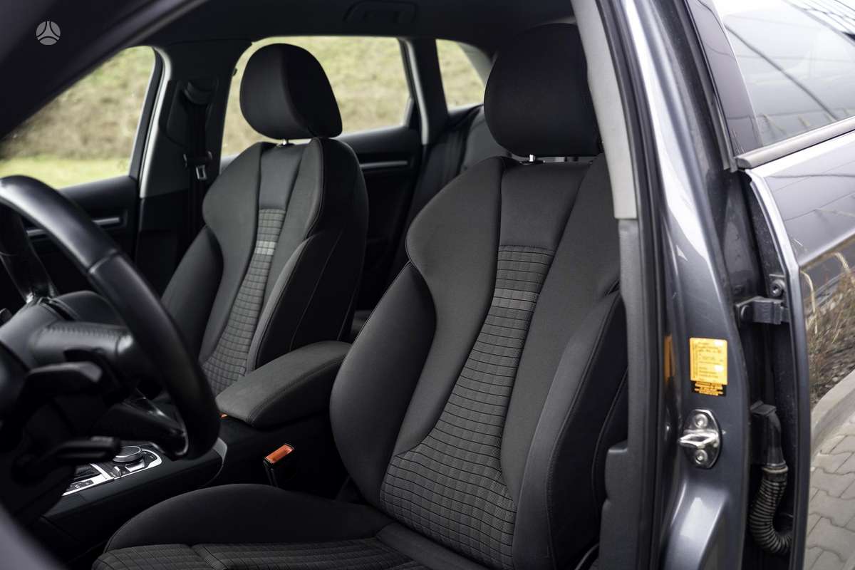 Audi A3, 1.6 l., hečbekas