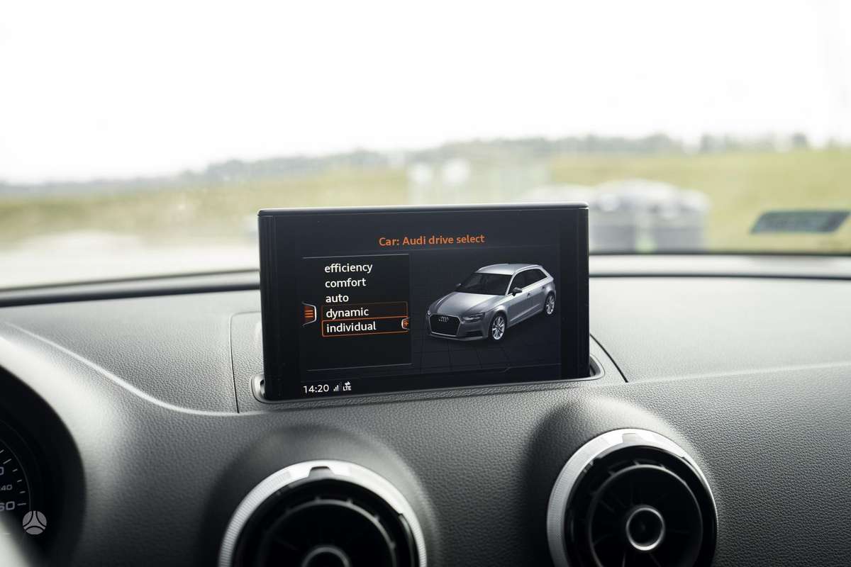 Audi A3, 1.6 l., hečbekas