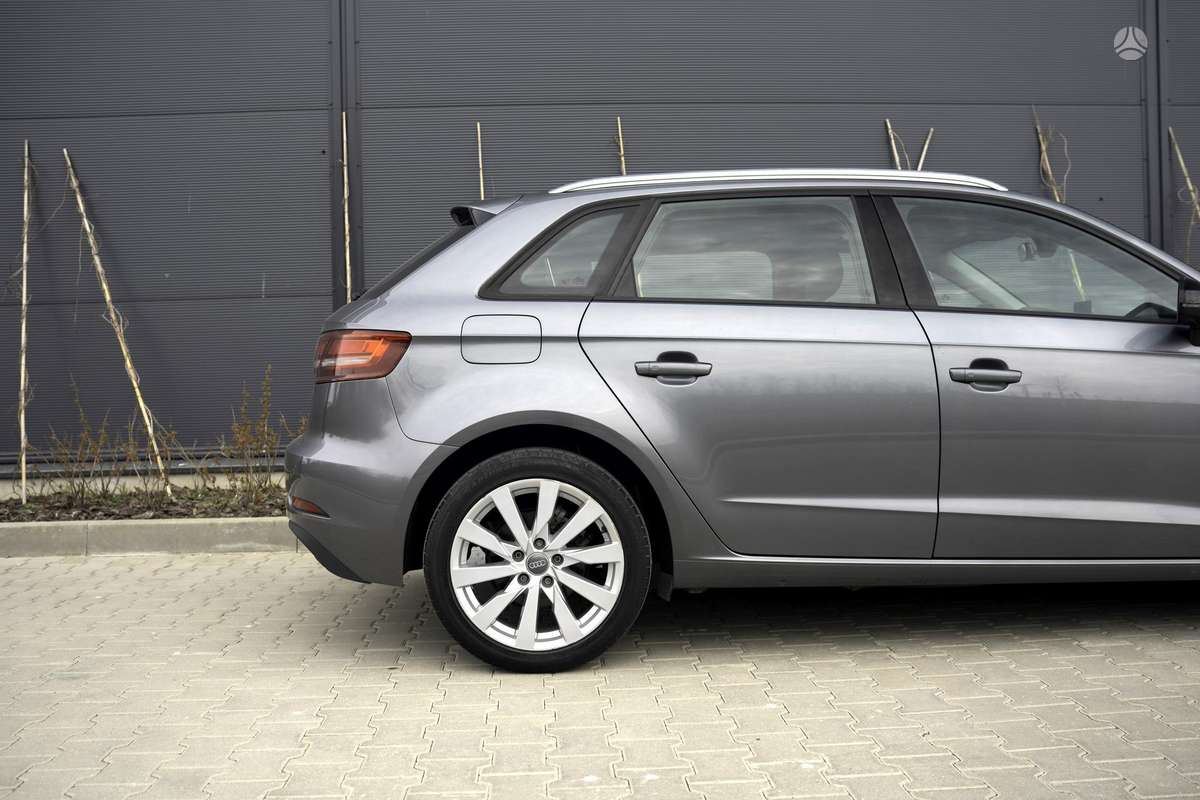 Audi A3, 1.6 l., hečbekas
