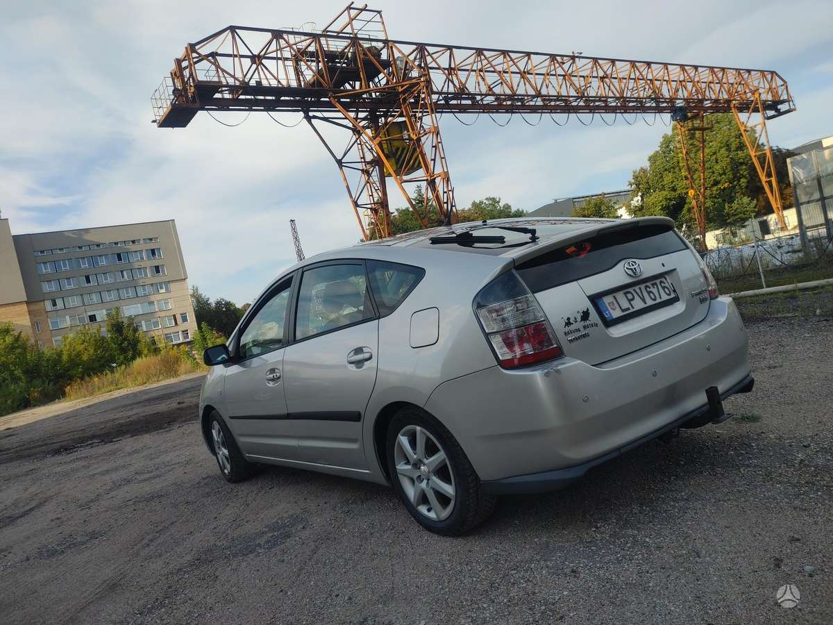 Toyota Prius - 6