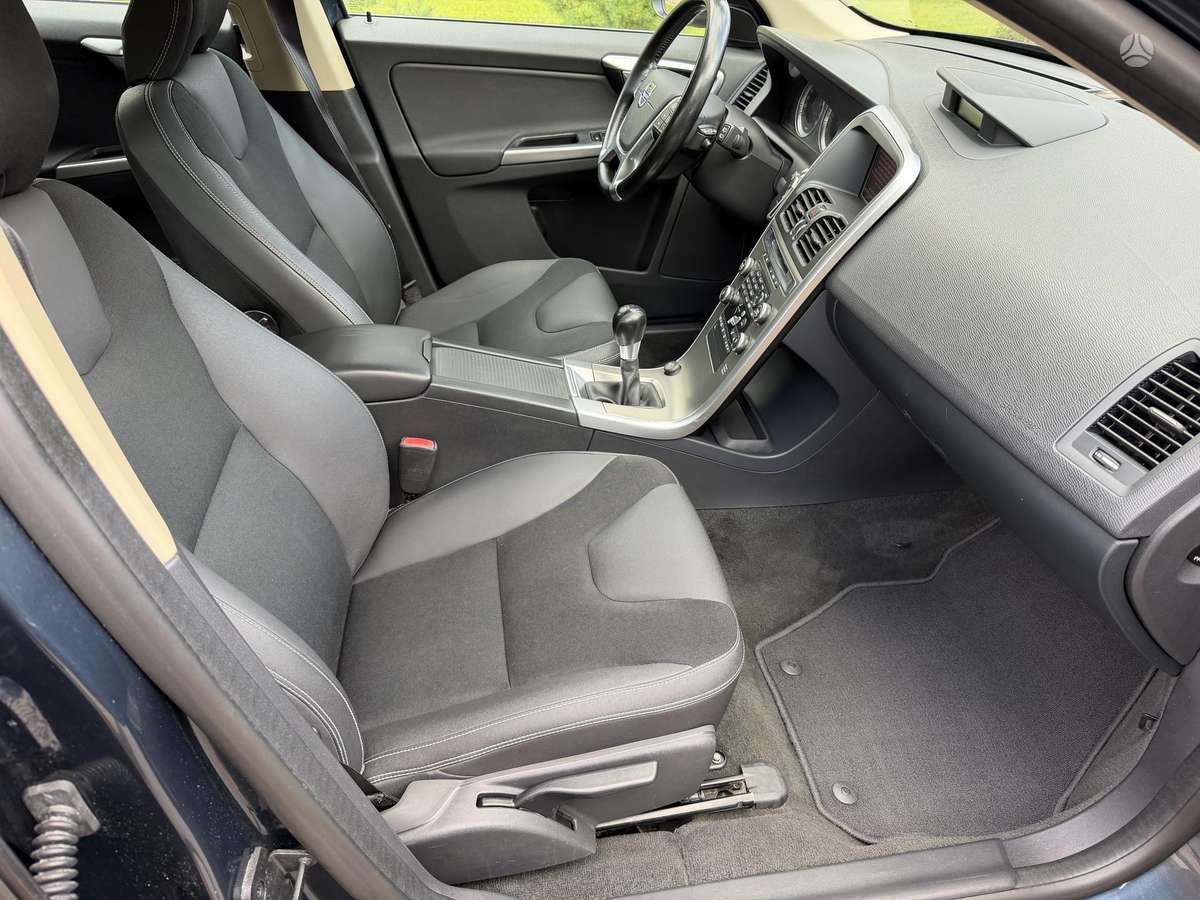 Volvo XC60 - 11