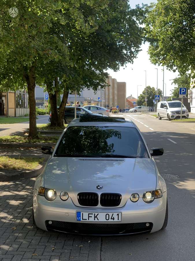 BMW 320, 2.0 l., Хэтчбек