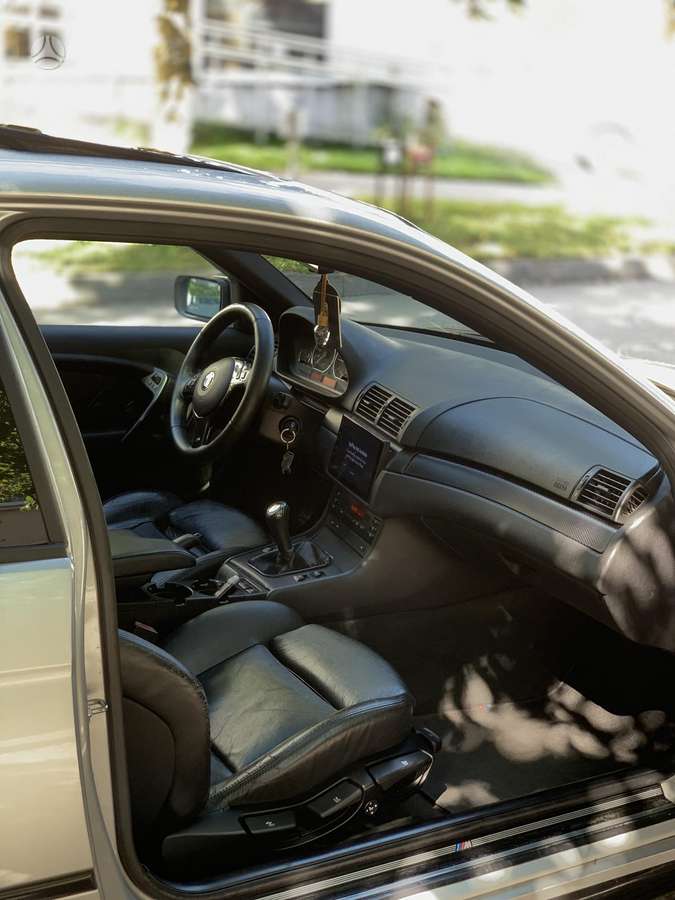 BMW 320, 2.0 l., Хэтчбек