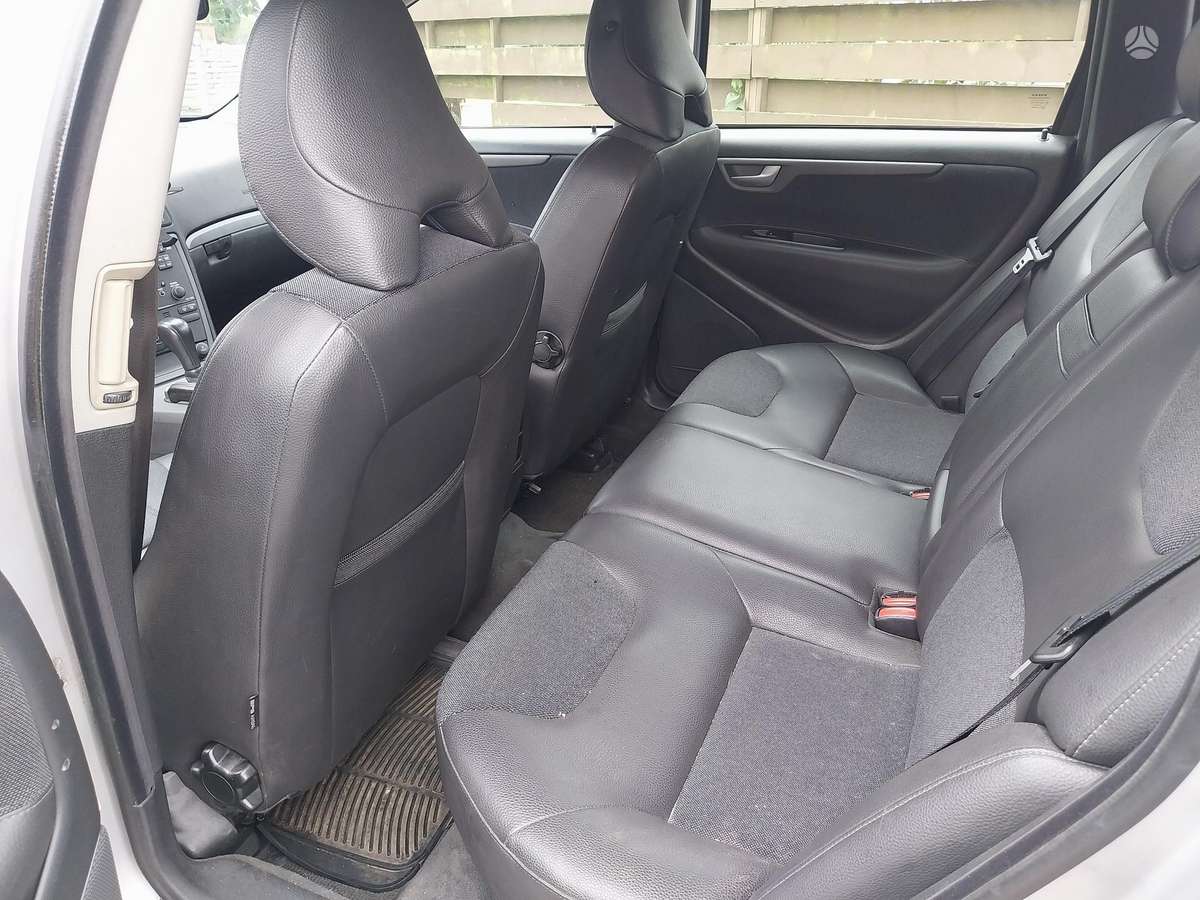 Volvo XC70, 2.4 l., Универсал