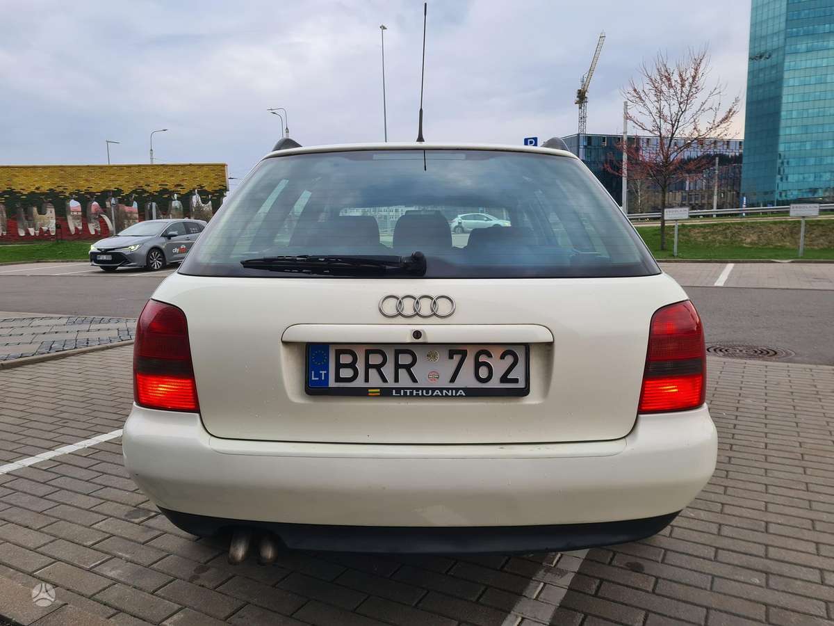 Audi A4, 2.5 l., Универсал