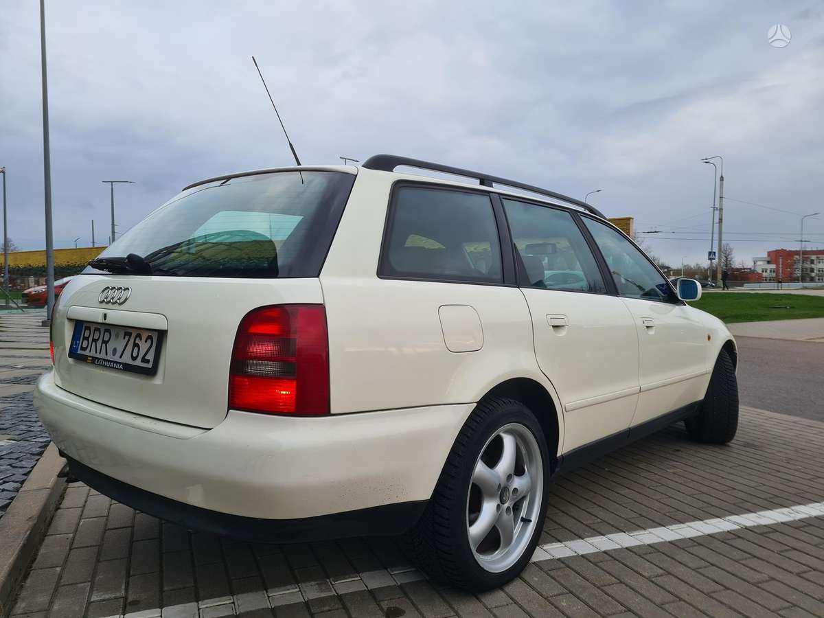 Audi A4, 2.5 l., Универсал