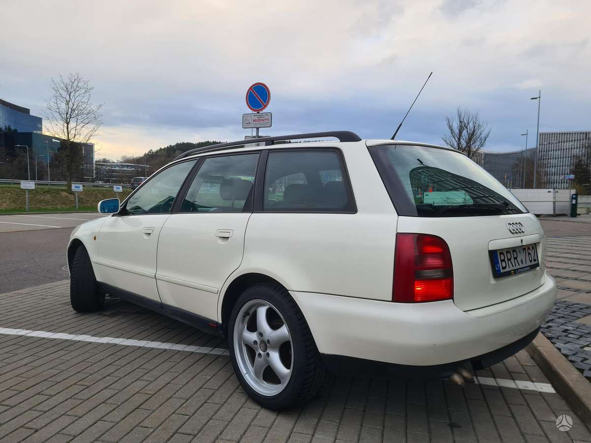 Audi A4, 2.5 l., Универсал