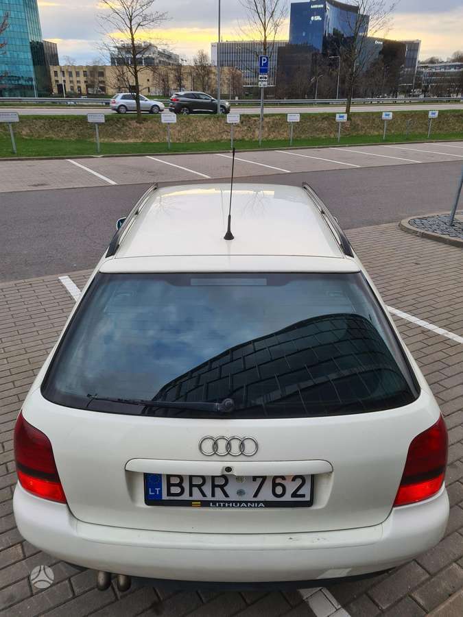 Audi A4, 2.5 l., Универсал