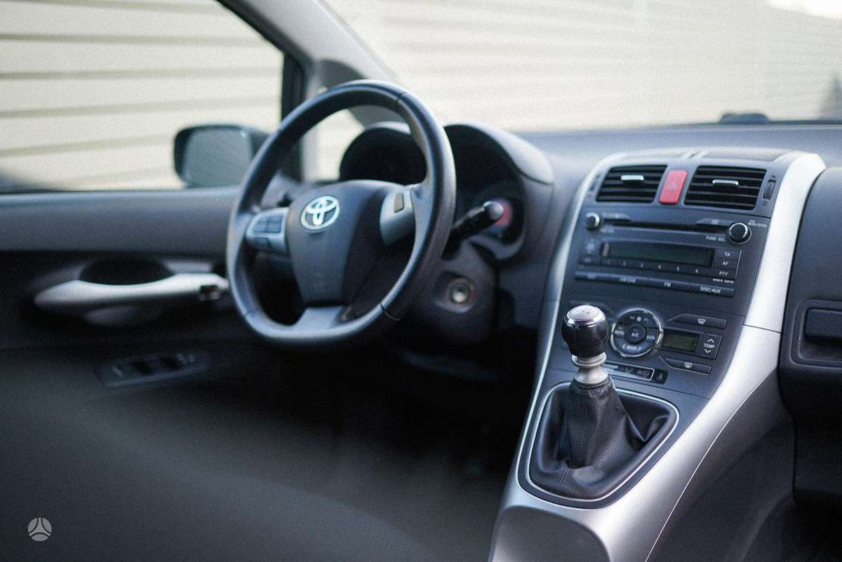 Toyota Auris - 7